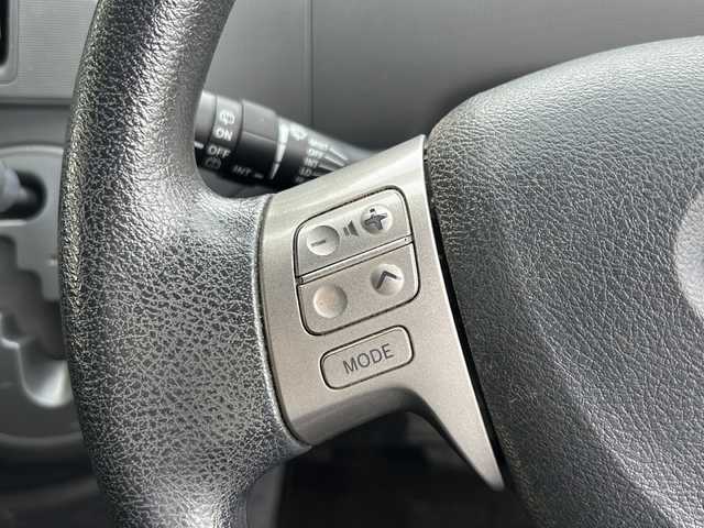 トヨタ シエンタ X Lパッケージ 埼玉県 2015(平27)年 8.9万km ライトグリーンメタリック ワンオーナー/運転席エアバッグ	/助手席エアバッグ	/ABS(アンチロックブレーキ)	/トラクションコントロール	/前席シートベルトプリテンショナー	/前席シートベルトフォースリミッター	/後席３点式シートベルト	/サイドインパクトバー/ブレーキアシスト	/衝突安全ボディー	採用/EBD（電子制動力配分装置）	/その他安全装備	VSC/エアコン	マニュアル/パワーウィンドウ	/集中ドアロック