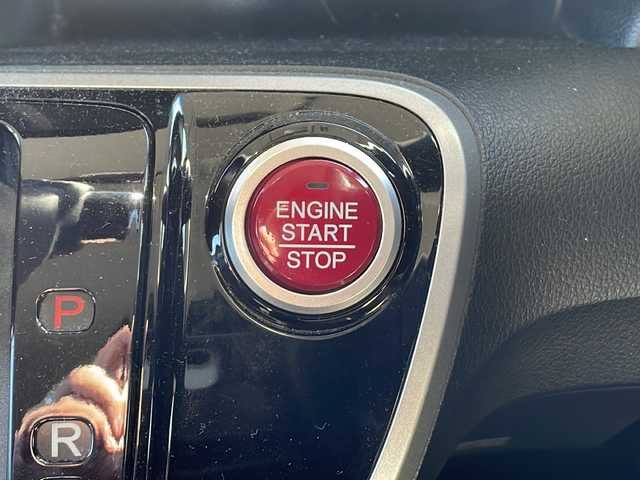 ホンダ Ｎ ＢＯＸ カスタム G Lパッケージ 山口県 2013(平25)年 7.3万km クリスタルブラックパール 社外メモリナビ/ワンセグTV/バックカメラ/片側パワースライドドア/ETC/ステアリングスイッチ/横滑り防止装置/HIDヘッドライト/フォグライト/オートライト/前席アームレスト/純正15インチAW/保証書