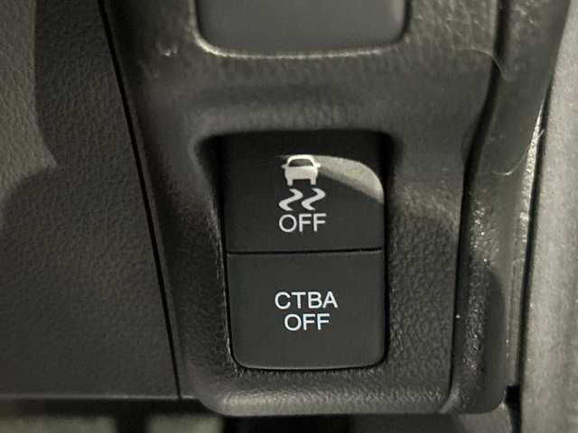 ホンダ Ｎ ＢＯＸ SSパッケージ 大阪府 2015(平27)年 6.9万km プレミアムホワイトパール 純正ナビ(BT/CD/DVD/ワンセグ)/バックカメラ/衝突被害軽減システム/純正アルミホイール/純正フロアマット/前後ドライブレコーダー/ETC/ベンチシート/フルフラットシート/チップアップシート/スマートキー/カーテンエアバック/ハロゲンヘッドライト