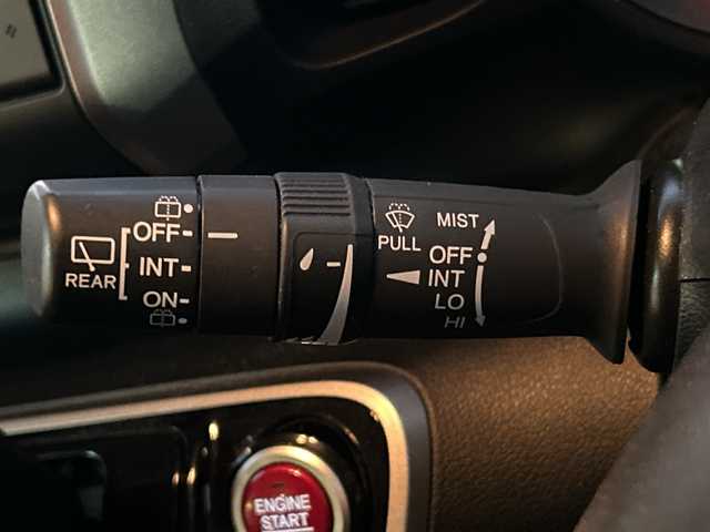 ホンダ Ｎ ＢＯＸ SSパッケージ 大阪府 2015(平27)年 6.9万km プレミアムホワイトパール 純正ナビ(BT/CD/DVD/ワンセグ)/バックカメラ/衝突被害軽減システム/純正アルミホイール/純正フロアマット/前後ドライブレコーダー/ETC/ベンチシート/フルフラットシート/チップアップシート/スマートキー/カーテンエアバック/ハロゲンヘッドライト