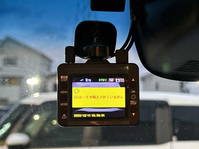 ホンダ Ｎ ＢＯＸ SSパッケージ 大阪府 2015(平27)年 6.9万km プレミアムホワイトパール 純正ナビ(BT/CD/DVD/ワンセグ)/バックカメラ/衝突被害軽減システム/純正アルミホイール/純正フロアマット/前後ドライブレコーダー/ETC/ベンチシート/フルフラットシート/チップアップシート/スマートキー/カーテンエアバック/ハロゲンヘッドライト