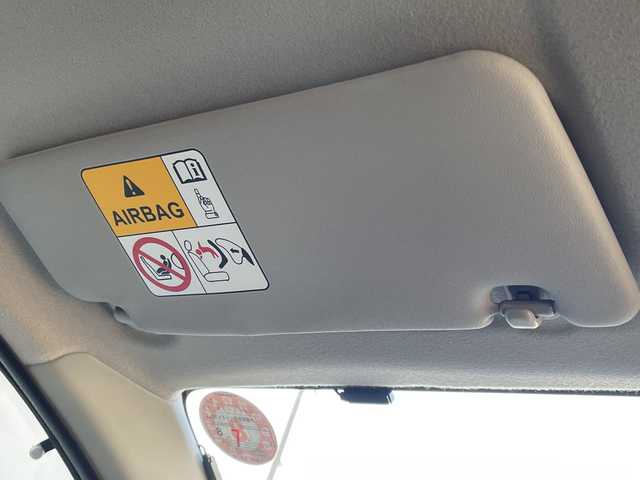 スズキ アルト X 山口県 2020(令2)年 0.7万km シルキーシルバーメタリック 社外ナビ/DVD/CD/SD/BT/USB/フルセグTV/バックカメラ/純正15インチアルミホイール/右前席シートヒーター/ヘッドライトレベライザー/衝突被害軽減ブレーキ/LKA/横滑り防止/コーナーセンサー/アイドリングストップ/スマートキー×２/純正フロアマット/純正ドアバイザー/電動格納ウインカードアミラー