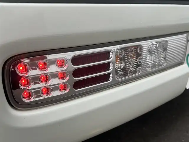 日産 キューブ 15M +navi HDD 秋田県 2008(平20)年 10.7万km ホワイトパール 社外ナビ　/スマートキー/フルセグ/社外アルミ/純正フロアマット/純正ドアバイザー/パワーステアリング/パワーウィンドウ/電動格納ミラー/レベライザー/社外エンジンスターター/保証書/取扱説明書/記録簿