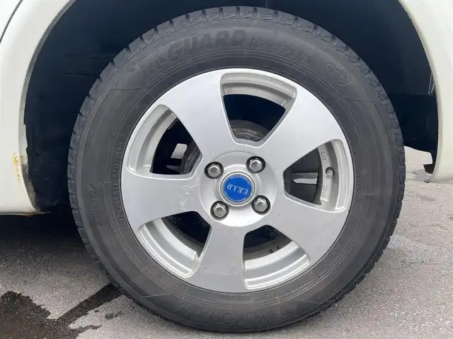 日産 キューブ 15M +navi HDD 秋田県 2008(平20)年 10.7万km ホワイトパール 社外ナビ　/スマートキー/フルセグ/社外アルミ/純正フロアマット/純正ドアバイザー/パワーステアリング/パワーウィンドウ/電動格納ミラー/レベライザー/社外エンジンスターター/保証書/取扱説明書/記録簿