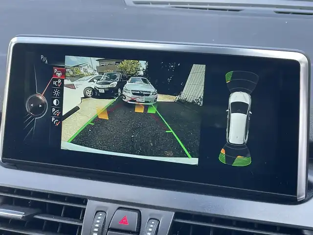 ＢＭＷ ２１８ｄ グランツアラー ラグジュアリー 千葉県 2017(平29)年 1.6万km アルピンホワイトⅢ 純正ナビ/【AM/FM/CD/DVD】/バックカメラ/レーダークルーズコントロール/D/N席シートヒーター/D席パワーシート/シートメモリー/ヘッドアップディスプレイ/アイドリングストップ/保証書/取扱説明書