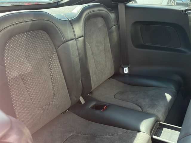 アウディ ＴＴクーペ 1．8 TFSI Sライン コンペティション 福岡県 2014(平26)年 3.8万km ブリリアントレッド 純正ナビ（Bluetooth・フルセグTV）/S line専用バンパー/Sトロニックトランスミッション/バックカメラ/MTモード付AT/純正フロアマット/純正アルミホイール/ハーフレザー/ビルトインETC/AUTOエアコン/パワーステアリング/パワーウィンドウ/リモコンキー/エアバッグ（運転席・助手席・サイド）/ABS/横滑り防止装置