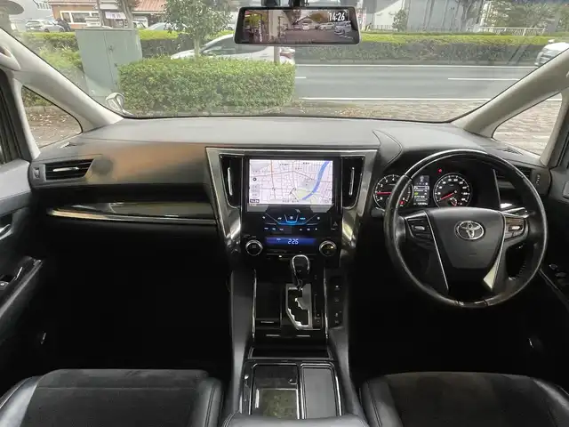 トヨタ アルファード S Cパッケージ 静岡県 2015(平27)年 13.6万km ホワイトパールクリスタルシャイン １オーナー　/サンルーフ/社外ナビ　/地デジ　/Ｂカメラ　/後席モニター　/両側パワスラ/クリアランスソナー/ステアリングスイッチ  /ウッドコンビステアリング　/ステアリングヒーター/オートライト /半革シート　/PWシート　/スペアキー  /保証書/取説　