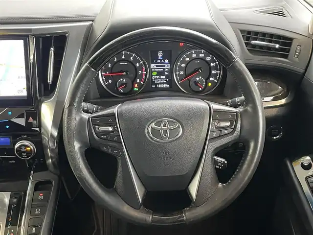 トヨタ アルファード S Cパッケージ 静岡県 2015(平27)年 13.6万km ホワイトパールクリスタルシャイン １オーナー　/サンルーフ/社外ナビ　/地デジ　/Ｂカメラ　/後席モニター　/両側パワスラ/クリアランスソナー/ステアリングスイッチ  /ウッドコンビステアリング　/ステアリングヒーター/オートライト /半革シート　/PWシート　/スペアキー  /保証書/取説　
