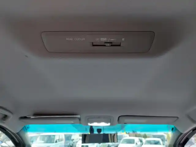 トヨタ エスクァイア ハイブリッド Xi 東京都 2015(平27)年 12.6万km スパークリングブラックパールクリスタルシャイン ALPINE10インチナビ/CD/DVD/BT/AM/FM/フルセグTV/HDMI/USB/バックカメラ/TRDフルエアロ/TRDフロントグリル/両側パワースライドドア/前席シートヒーター/HIDヘッドライト/フォグランプ/アイドリングストップ/横滑り防止装置/純正アルミホイール/保証書・取説・スペアキー