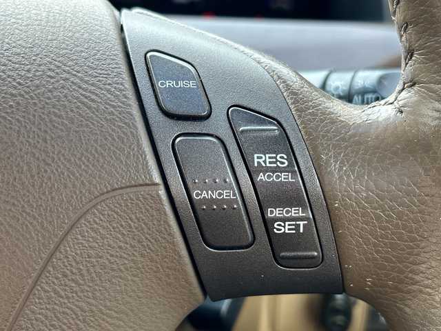 ホンダ エリシオン VX 鹿児島県 2006(平18)年 17.4万km ブルーイッシュホワイトパール フリップダウンモニター/バックカメラ/ETC/ナビ/両側パワースライドドア/パワーシート/リアスポイラー/BBS17インチアルミホイール/AFS/VSA/オートライト/純正フロアマット/スマートキー