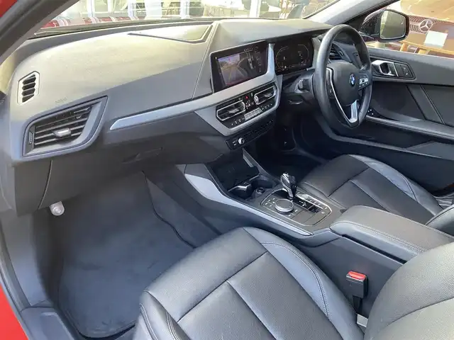 ＢＭＷ ＢＭＷ １１８ｉ プレイ 福岡県 2019(令1)年 4.8万km メルボルンレッド サンルーフ/全方位カメラ/レザーシート/パワーシート（メモリ機能付き）/シートヒーター/クルーズコントロール/レーンキープアシスト/純正メモリナビ/BLUETOOTH/前後ソナー/ドライブレコーダー前後/純正ETC/LEDライト/ワイヤレス充電/スマートキー/スペアキー