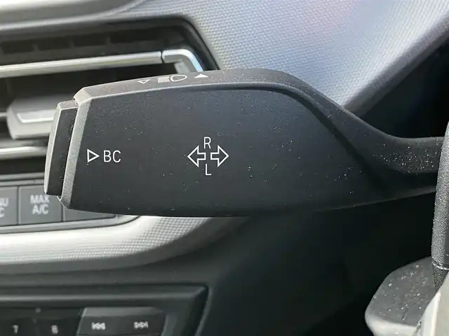 ＢＭＷ ＢＭＷ １１８ｉ プレイ 福岡県 2019(令1)年 4.8万km メルボルンレッド サンルーフ/全方位カメラ/レザーシート/パワーシート（メモリ機能付き）/シートヒーター/クルーズコントロール/レーンキープアシスト/純正メモリナビ/BLUETOOTH/前後ソナー/ドライブレコーダー前後/純正ETC/LEDライト/ワイヤレス充電/スマートキー/スペアキー