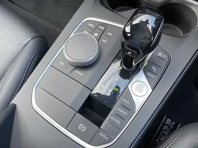 ＢＭＷ ＢＭＷ １１８ｉ プレイ 福岡県 2019(令1)年 4.8万km メルボルンレッド サンルーフ/全方位カメラ/レザーシート/パワーシート（メモリ機能付き）/シートヒーター/クルーズコントロール/レーンキープアシスト/純正メモリナビ/BLUETOOTH/前後ソナー/ドライブレコーダー前後/純正ETC/LEDライト/ワイヤレス充電/スマートキー/スペアキー