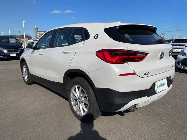ＢＭＷ Ｘ２ sDrive18i 石川県 2020(令2)年 2.6万km 白 メーカー純正ナビ/CD/DVD/バックカメラ/LEDヘッドライト/ビルトインETC/ドライブレコーダー/スマートキー/プッシュスタート/電動ミラー/純正アルミホイール/レーダーブレーキ/フロアマット/オートエアコン/ステアリングリモコン