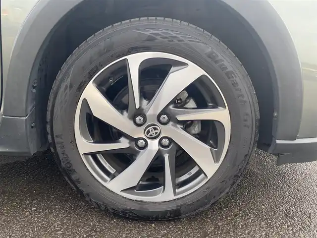 トヨタ アクア クロスオーバー グラム 福岡県 2019(令1)年 6.2万km オリーブマイカM ・純正SDナビ/Bluetooth/CD/DVD/・バックカメラ/・ハーフレザーシート/シートヒーター/・ドライブレコーダー/・フルセグ/・ETC/・純正16AW/・プッシュスタート/・アイドリングストップ/・スマートキー/・スペアキー/・レーンキープアシスト/・オートライト/・LEDライト/・保証書/・取扱説明書/・記録簿