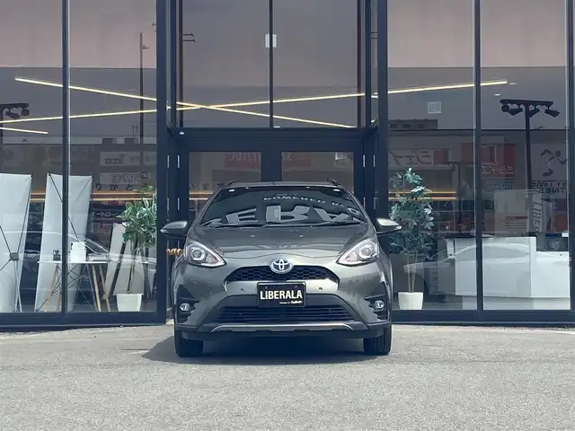 トヨタ アクア クロスオーバー グラム 福岡県 2019(令1)年 6.2万km オリーブマイカM ・純正SDナビ/Bluetooth/CD/DVD/・バックカメラ/・ハーフレザーシート/シートヒーター/・ドライブレコーダー/・フルセグ/・ETC/・純正16AW/・プッシュスタート/・アイドリングストップ/・スマートキー/・スペアキー/・レーンキープアシスト/・オートライト/・LEDライト/・保証書/・取扱説明書/・記録簿