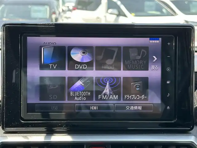 ダイハツ ロッキー G 島根県 2021(令3)年 5.2万km シャイニングホワイトパール 純正ナビ/CD/DVD/DTV/Bluetooth/全方位カメラ/レーダークルーズコントロール/シートヒーター /ステアリングスイッチ/LEDオートライト/コーナーセンサー /アイドリングストップ/純正アルミホイール/社外アルミホイール付きスタッドレス積み込み/純正フロアマット/純正ドアバイザー
