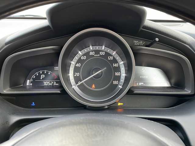 マツダ デミオ 13S 道北・旭川 2016(平28)年 7.1万km チタニウムフラッシュマイカ /4WD//禁煙車//純正ＳＤナビ//BT/USB/AUX//バックカメラ//アイドリングストップ//横滑り防止//シートヒーター//オートライト//ＬＥＤヘッドライト//フォグライト//オートワイパー//前後ドライブレコーダー//ＥＴＣ//純正フロアマット//ドアバイザー