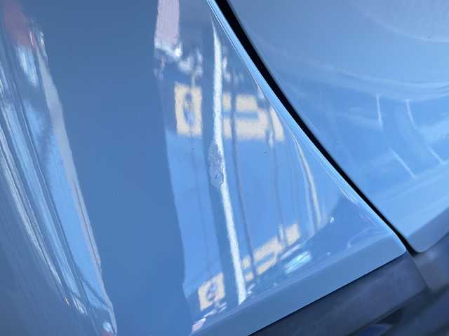 ホンダ フィット e:HEVクロスター 静岡県 2022(令4)年 3万km サーフブルー 純正SDナビ/・CD/・DVD/・フルセグＴＶ/・Bluetooth/・USB/・AM/・FM/主要装備/・衝突軽減/・レーンキープ/・追従クルコン/・コーナーセンサー後/・バックカメラ/・ETC/・ドラレコ前後/・電動パーキングブレーキ/・オートホールド/・純正フロアマット/・純正アルミホイール/・スマートキー/・プッシュスタート/・スペアキー1本/・LEDヘッドライト/・オートライト