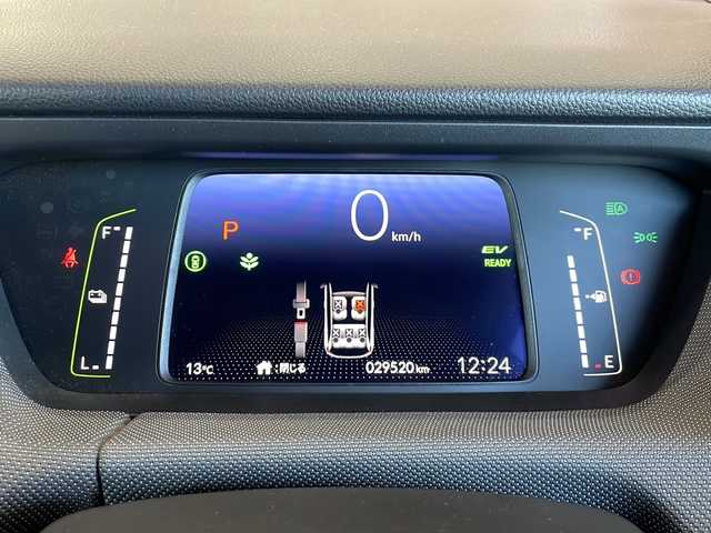 ホンダ フィット e:HEVクロスター 静岡県 2022(令4)年 3万km サーフブルー 純正SDナビ/・CD/・DVD/・フルセグＴＶ/・Bluetooth/・USB/・AM/・FM/主要装備/・衝突軽減/・レーンキープ/・追従クルコン/・コーナーセンサー後/・バックカメラ/・ETC/・ドラレコ前後/・電動パーキングブレーキ/・オートホールド/・純正フロアマット/・純正アルミホイール/・スマートキー/・プッシュスタート/・スペアキー1本/・LEDヘッドライト/・オートライト