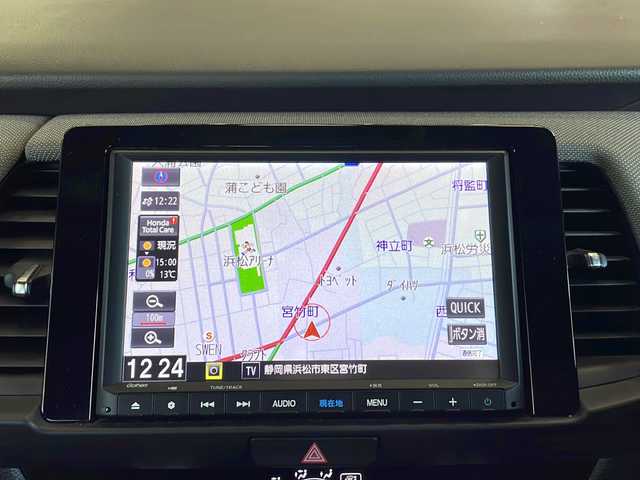 ホンダ フィット e:HEVクロスター 静岡県 2022(令4)年 3万km サーフブルー 純正SDナビ/・CD/・DVD/・フルセグＴＶ/・Bluetooth/・USB/・AM/・FM/主要装備/・衝突軽減/・レーンキープ/・追従クルコン/・コーナーセンサー後/・バックカメラ/・ETC/・ドラレコ前後/・電動パーキングブレーキ/・オートホールド/・純正フロアマット/・純正アルミホイール/・スマートキー/・プッシュスタート/・スペアキー1本/・LEDヘッドライト/・オートライト