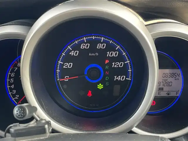 ホンダ Ｎ ＢＯＸ カスタム G ターボパッケージ 滋賀県 2013(平25)年 8.4万km プレミアムホワイトパール 純正SDナビ/(フルセグTV CD DVD Bluetooth)/バックカメラ/クルーズコントロール/両側パワースライドドア/革巻きステアリング/ステアリングリモコン/ETC/電動格納ミラー/ウインカーミラー/プッシュスタート/スマートキー×２/純正フロアマット