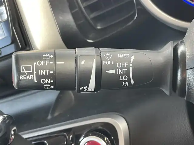 ホンダ Ｎ ＢＯＸ カスタム G ターボパッケージ 滋賀県 2013(平25)年 8.4万km プレミアムホワイトパール 純正SDナビ/(フルセグTV CD DVD Bluetooth)/バックカメラ/クルーズコントロール/両側パワースライドドア/革巻きステアリング/ステアリングリモコン/ETC/電動格納ミラー/ウインカーミラー/プッシュスタート/スマートキー×２/純正フロアマット