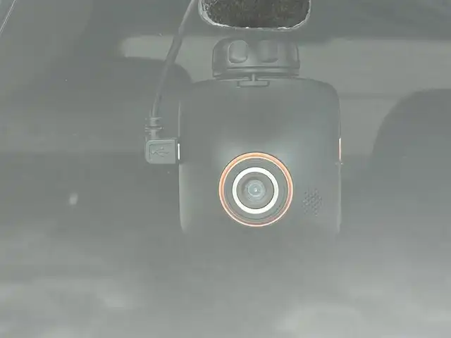 ダイハツ タフト G 道央・札幌 2020(令2)年 3.4万km サンドベージュメタリック ・ワンオーナー/・4WD/・ルーフキャリア/・ガラスルーフ/・純正SDナビ/　CD/DVD/USB/iPod/BT/ワンセグ/・全方位カメラ/・ビルドインETC/・前方ドライブレコーダー/・衝突軽減ブレーキ/・横滑り防止装置/・レーンキープアシスト/・オートマチックハイビーム/・前後コーナーセンサー/・ブレーキホールド/・電動パーキングブレーキ/・LEDライト/・オートライト/・フォグランプ/・前席シートヒーター/・プッシュスタート/・スマートキー/・スペアキー/・ドアバイザー/・保証書/・取扱説明書/・記録簿