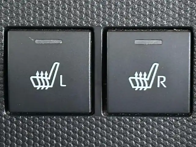 ダイハツ タフト G 道央・札幌 2020(令2)年 3.4万km サンドベージュメタリック ・ワンオーナー/・4WD/・ルーフキャリア/・ガラスルーフ/・純正SDナビ/　CD/DVD/USB/iPod/BT/ワンセグ/・全方位カメラ/・ビルドインETC/・前方ドライブレコーダー/・衝突軽減ブレーキ/・横滑り防止装置/・レーンキープアシスト/・オートマチックハイビーム/・前後コーナーセンサー/・ブレーキホールド/・電動パーキングブレーキ/・LEDライト/・オートライト/・フォグランプ/・前席シートヒーター/・プッシュスタート/・スマートキー/・スペアキー/・ドアバイザー/・保証書/・取扱説明書/・記録簿