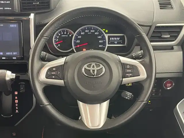トヨタ タンク カスタムG 愛知県 2019(令1)年 6万km ブラックマイカメタリック 純正9インチナビ/12.1型後席ディスプレイ/アラウンドビューモニター/クルーズコントロール/両側パワースライドドア/ETC/フルセグTV/Bluetooth/衝突被害軽減システム/コーナーセンサー/純正アルミホイール/LEDヘッドライト/純正フロアマット/オートマチックハイビーム/オートライト/純9型ナビ　純12型後席M　全方位　禁煙車　両側電動スライドドア　フルセグTV　Bluetooth　セーフティセンス　衝突軽減　LEDオートライト　レーンキープ　ETC　プッシュスタート