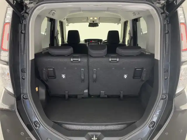 トヨタ タンク カスタムG 愛知県 2019(令1)年 6万km ブラックマイカメタリック 純正9インチナビ/12.1型後席ディスプレイ/アラウンドビューモニター/クルーズコントロール/両側パワースライドドア/ETC/フルセグTV/Bluetooth/衝突被害軽減システム/コーナーセンサー/純正アルミホイール/LEDヘッドライト/純正フロアマット/オートマチックハイビーム/オートライト/純9型ナビ　純12型後席M　全方位　禁煙車　両側電動スライドドア　フルセグTV　Bluetooth　セーフティセンス　衝突軽減　LEDオートライト　レーンキープ　ETC　プッシュスタート
