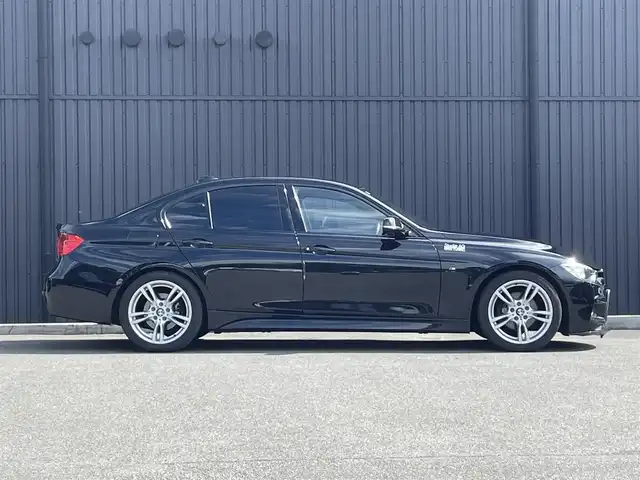ＢＭＷ ３２０ｉ Mスポーツ 福島県 2014(平26)年 10.5万km 黒 レーンキープアシスト/コンフォートアクセス/パワーシート/純正ナビ(BT/USB/AUX/CD/DVD)/バックカメラ/純正18AW/ETC/HIDオートライト/取扱説明書/保証書/スペアキー