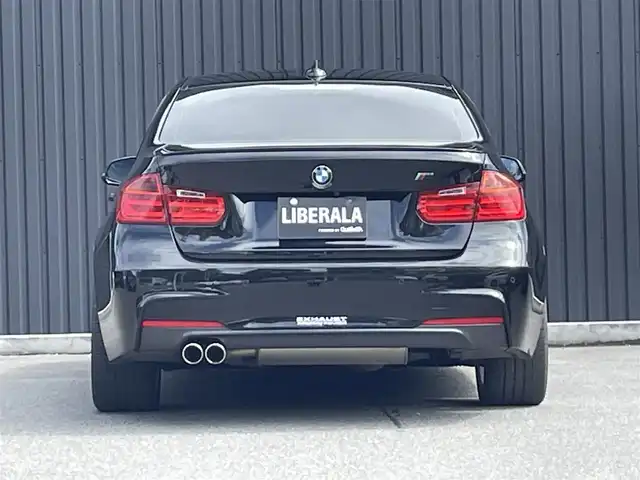 ＢＭＷ ３２０ｉ Mスポーツ 福島県 2014(平26)年 10.5万km 黒 レーンキープアシスト/コンフォートアクセス/パワーシート/純正ナビ(BT/USB/AUX/CD/DVD)/バックカメラ/純正18AW/ETC/HIDオートライト/取扱説明書/保証書/スペアキー
