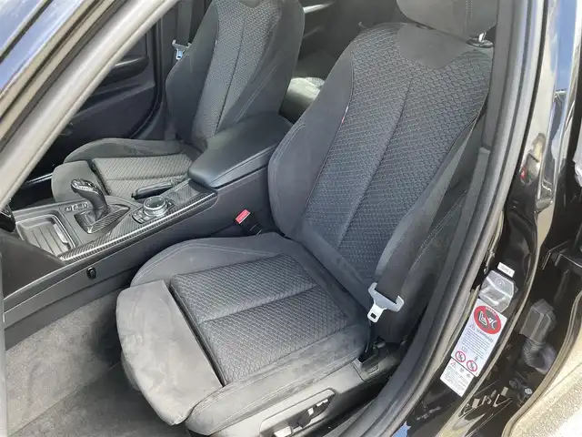 ＢＭＷ ３２０ｉ Mスポーツ 福島県 2014(平26)年 10.5万km 黒 レーンキープアシスト/コンフォートアクセス/パワーシート/純正ナビ(BT/USB/AUX/CD/DVD)/バックカメラ/純正18AW/ETC/HIDオートライト/取扱説明書/保証書/スペアキー