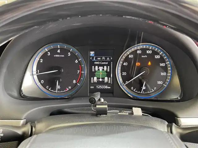 トヨタ ハリアー プレミアム 岩手県 2017(平29)年 12.6万km ホワイトパールクリスタルシャイン ４WD/寒冷地仕様/モデリスタスポイラー/パワーバックドア/トヨタセーフティセンスP/プリクラッシュセーフティ/レーンディパーチャーアラート/レーダークルーズコントロール/アダプティブハイビームシステム/先行車発進告知機能/横滑り防止装置/アイドリングストップ/MTモード付きAT/オートブレーキホールド/社外ナビ/バックカメラ/ETC/LEDヘッドランプ/純正18インチアルミホイール