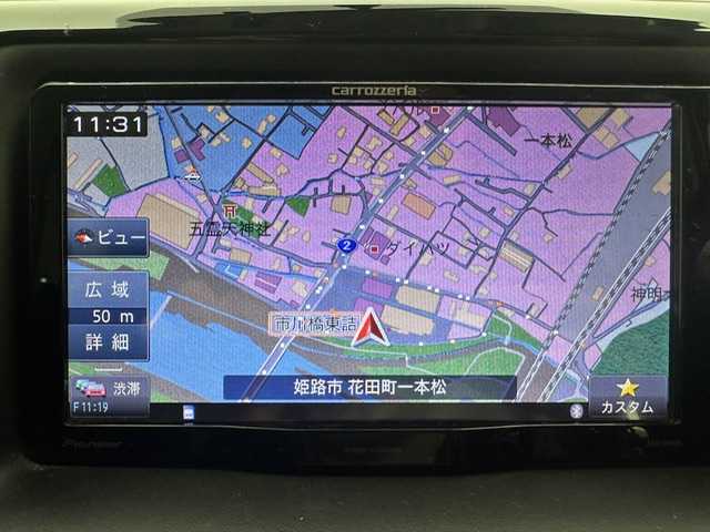 トヨタ エスクァイア Xi 兵庫県 2015(平27)年 6.7万km ホワイトパールクリスタルシャイン 社外ナビ　（AVIC-RW09)/（フルセグ、CD、DVD、BT、MSV）/バックカメラ/ALPINEフリップダウンモニター/両側パワースライドドア/MTモード付AT/ETC/リモコンキー/純正フロアマット/純正ドアバイザー/LEDヘッドライト/ＬＥＤフォグランプ/オートライト