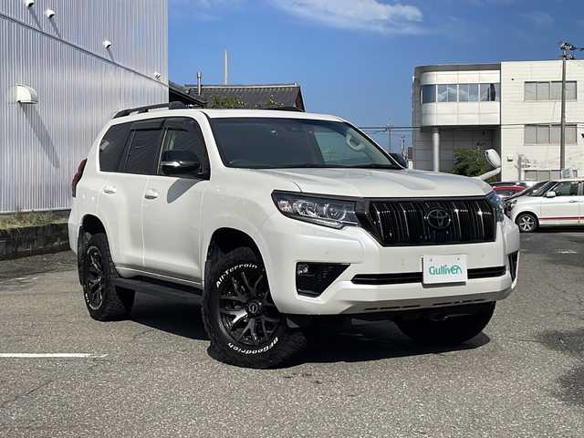 トヨタ ランドクルーザー プラド TX Lパッケージ ブラックED 福井県 2021(令3)年 4.8万km ホワイトパールクリスタルシャイン ワンオーナー/ディーゼルターボ/４WD/サンルーフ/純正9インチメモリナビゲーション/（CD/DVD/BT）/フルセグテレビ/バックカメラ/プリクラッシュセーフティ/レーンキープアシスト/アダプディブクルーズコントロール/黒革シート/パワーシート/エアシート/シートヒーター/RAYS17インチアルミホイール/ルーフレール/オートリトラミラー/オートライト/オートハイビーム/LEDヘッドライト/LEDフォグランプ/ETC（ビルトイン）/クリアランスソナー/ステアリングリモコン/プッシュスタート/スマートキー/保証書/取扱説明書