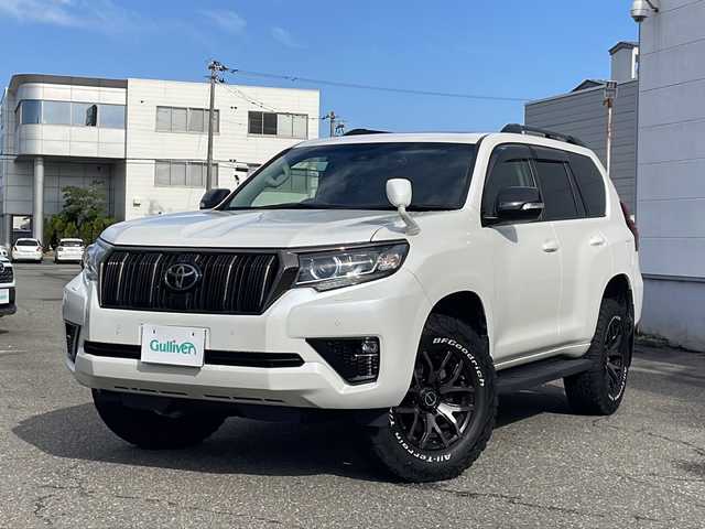 トヨタ ランドクルーザー プラド TX Lパッケージ ブラックED 福井県 2021(令3)年 4.8万km ホワイトパールクリスタルシャイン ワンオーナー/ディーゼルターボ/４WD/サンルーフ/純正9インチメモリナビゲーション/（CD/DVD/BT）/フルセグテレビ/バックカメラ/プリクラッシュセーフティ/レーンキープアシスト/アダプディブクルーズコントロール/黒革シート/パワーシート/エアシート/シートヒーター/RAYS17インチアルミホイール/ルーフレール/オートリトラミラー/オートライト/オートハイビーム/LEDヘッドライト/LEDフォグランプ/ETC（ビルトイン）/クリアランスソナー/ステアリングリモコン/プッシュスタート/スマートキー/保証書/取扱説明書