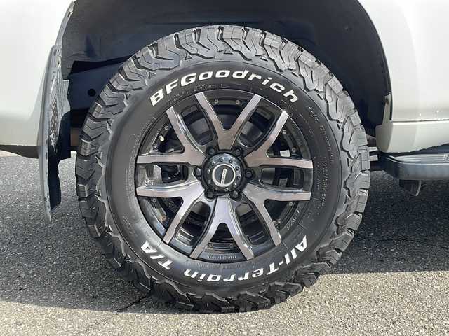 トヨタ ランドクルーザー プラド TX Lパッケージ ブラックED 福井県 2021(令3)年 4.8万km ホワイトパールクリスタルシャイン ワンオーナー/ディーゼルターボ/４WD/サンルーフ/純正9インチメモリナビゲーション/（CD/DVD/BT）/フルセグテレビ/バックカメラ/プリクラッシュセーフティ/レーンキープアシスト/アダプディブクルーズコントロール/黒革シート/パワーシート/エアシート/シートヒーター/RAYS17インチアルミホイール/ルーフレール/オートリトラミラー/オートライト/オートハイビーム/LEDヘッドライト/LEDフォグランプ/ETC（ビルトイン）/クリアランスソナー/ステアリングリモコン/プッシュスタート/スマートキー/保証書/取扱説明書