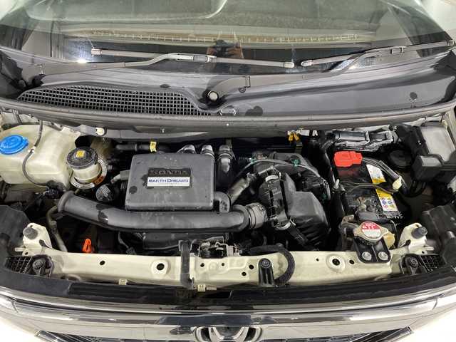 ホンダ Ｎ ＢＯＸ カスタム G L ホンダセンシング 福岡県 2018(平30)年 6.5万km プレミアムホワイトパールⅡ 純正メモリナビ/・CD/DVD/BT/フルセグTV/・バックモニター/ホンダセンシング/片側パワースライドドア/ETC/前方ドライブレコーダー/ステアリングリモコン/後席シェード/スマートキー/・スペアキー/・プッシュスタート/LEDヘッドライト/・オートライト/・フォグランプ/純正14インチアルミホイール/純正フロアマット/純正ドアバイザー