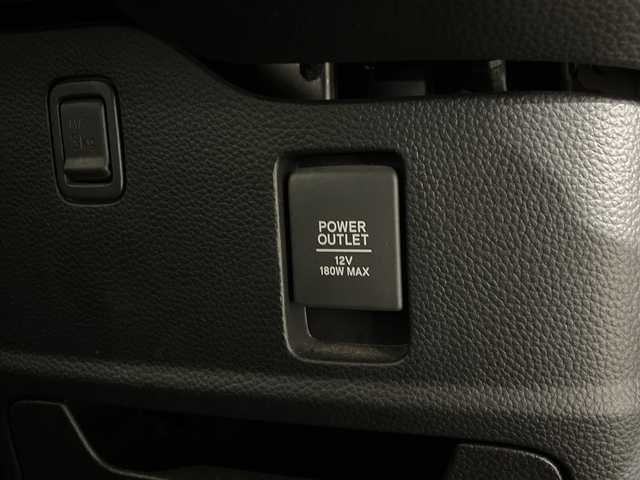 ホンダ Ｎ ＢＯＸ カスタム G L ホンダセンシング 福岡県 2018(平30)年 6.5万km プレミアムホワイトパールⅡ 純正メモリナビ/・CD/DVD/BT/フルセグTV/・バックモニター/ホンダセンシング/片側パワースライドドア/ETC/前方ドライブレコーダー/ステアリングリモコン/後席シェード/スマートキー/・スペアキー/・プッシュスタート/LEDヘッドライト/・オートライト/・フォグランプ/純正14インチアルミホイール/純正フロアマット/純正ドアバイザー