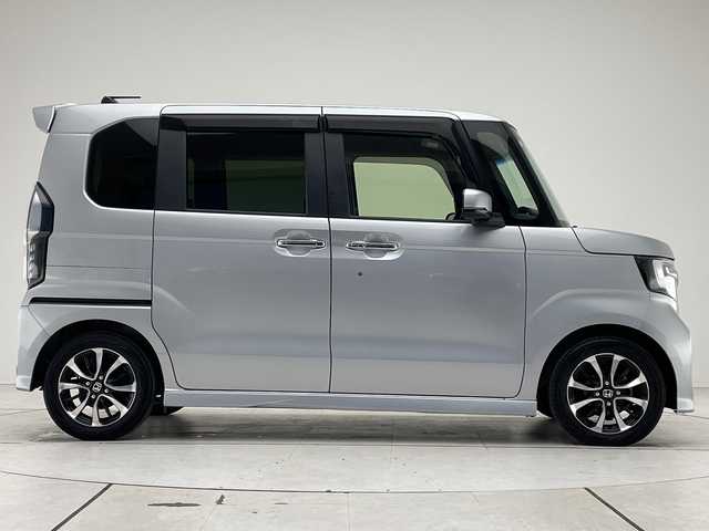 ホンダ Ｎ ＢＯＸ カスタム G L ホンダセンシング 愛知県 2019(平31)年 1.6万km ルナシルバーM 純正ナビ/CD DVD/Bluetooth/両側パワースライドドア/バックカメラ/ドライブレコーダー/バックカメラ/レーダークルーズコントロール/レーンキープアシスト/ETC/LEDヘッドライト/ステアリングスイッチ/スマートキー/プッシュスタート