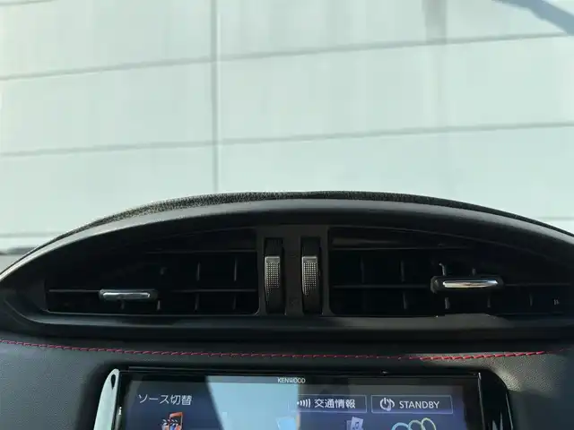 スバル ＢＲＺ S 千葉県 2019(令1)年 4.9万km ダークグレーメタリック 純正7インチSDナビ(KXM-H703)/　フルセグ/BT/DVD/CD/USB/バックカメラ/パドルシフト/クルーズコントロール/ステアリングスイッチ/ETC/LEDヘッドライト/オートライト/フォグライト/スマートキー/プッシュスタート/純正フロアマット/純正16インチAW