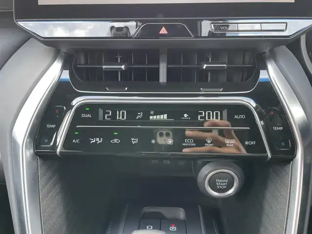 トヨタ ハリアー G 千葉県 2023(令5)年 2.9万km プラチナホワイトパールマイカ モデリスタエアロ(F/S/R)/トヨタセーフティセンス/・衝突軽減ブレーキ/レーンキープアシスト/・レーダークルーズコントロール/オートハイビーム/・クリアランスソナー/ブラインドスポットモニター/12.3インチオプションディスプレイオーディオ/・フルセグ/BT/USB/カープレイ/バックカメラ/ステアリングスイッチ/MTモード/電動パーキングブレーキ/ブレーキホールド/デジタルインナーミラー/ETC2.0/LEDヘッドライト/オートライト/フォグライト/スマートキー/プッシュスタート/純正フロアマット/純正18インチAW