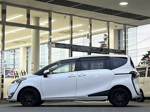 トヨタ シエンタ G 福島県 2017(平29)年 7.2万km ホワイトパールクリスタルシャイン 登録時走行距離：71953km/純正ディーラーSDナビ/（フルセグTV/BT接続/DVD/CD/AM/FM）/両側パワースライドドア/バックカメラ/アイドリングストップ/社外AW/ETC/LEDヘッドライト/オートライト/オートハイビーム/フォグランプ/レーンキープ/衝突被害軽減ブレーキ/PUSHスタート/福祉車両/スペアキー/取扱説明書