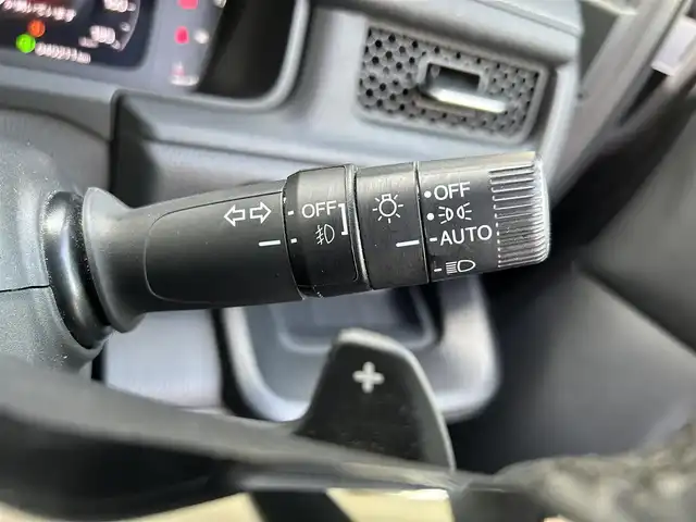 ホンダ ステップワゴン スパーダ eHEV 長崎県 2022(令4)年 4.1万km クリスタルブラックパール 純正ナビ(フルセグTV/BT/FM/CD/DVD/AppleCarPlay/AndroidAuto)/ETC/パワーバックドア/BSM/シートヒーター/ハーフレザーシート/クルーズコントロール/両側パワースライドドア/スマートキー/プッシュスタート/パドルシフト/ステアリングスイッチ