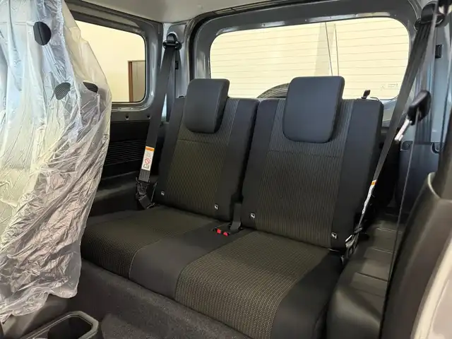 スズキ ジムニー XC 滋賀県 2025(令7)年 0.1万km未満 ミディアムグレー ワンオーナー/イクリプスフルセグナビ/　フルセグ Bluetooth CD DVD SDREC AM FM/バックカメラ/デュアルセンサーブレーキサポート/誤発進抑制機能/車線逸脱警報機能/ふらつき警報機能/ハイビームアシスト/先行車発進お知らせ機能/標識認識機能/エマージェンシーストップシグナル/オートライトシステム/ライト自動消灯システム/ヒーテッドドアミラー/純正LEDヘッドライト/純正16インチアルミ/スマートキー×2/プッシュスタート/保証書/取説/