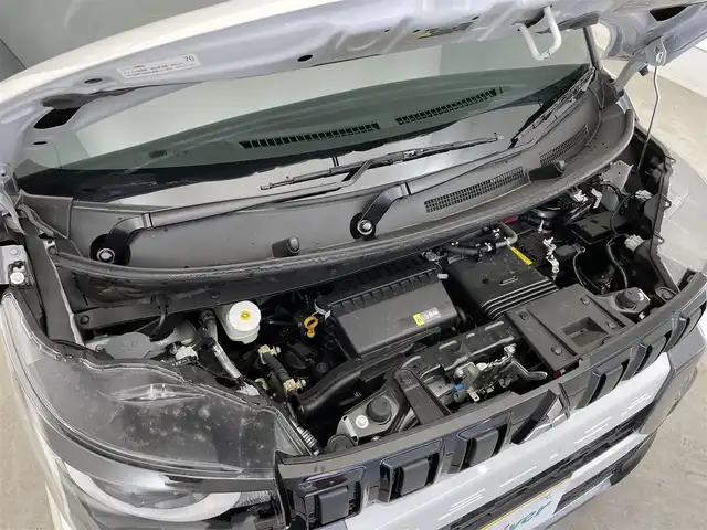 三菱 デリカミニ T プレミアム 滋賀県 2024(令6)年 0.5万km アメジストブラック/シルキーホワイト 禁煙車/純正ディスプレイオーディオ/（Bluetooth/AndroidAuto/AppleCarPlay/HDMI/USB）/マルチアラウンドモニター/ビルトインETC/デジタルインナーミラー/両側電動スライドドア/衝突被害軽減ブレーキ/車線逸脱警報/車線逸脱防止支援/先行車発進お知らせ/速度標識表示/道路標識表示/ふらつき警報/ハーフレザーシート/シートヒーター/革巻きステアリング/MI-PILOT/ステアリングヒーター/ステアリングリモコン/LEDヘッドライト/フォグランプ/ヘッドライトレベライザー/電動パーキングブレーキ/オートホールドブレーキ/ダウンヒルアシストコントロール/純正アルミホイール/純正フロアマット/スペアキー1本