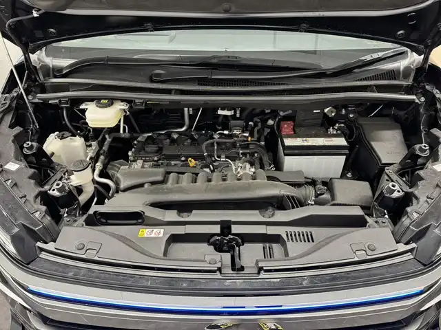 トヨタ ヴォクシー S－Z 三重県 2022(令4)年 3.2万km アティチュードブラックマイカ ガソリン/FF/インパネCVT/10.5インチナビ/（CD/DVD/USB/iPod/Bluetooth/TV/CarPlay/AndroidAuto）/14インチ後席OLEDディスプレイV14T-R72R/パノラミックビューモニター（床下透過）*/ドライブレコーダー前後/ETC2.0/モデリスタエアロ（F/S/R下）＆18inAW/両側ハンズフリーパワスラ/Toyota Safety Sense/●PCS/●LDA/●レーダークルコン/●アダプティブハイビーム*/●ロードサインアシスト/●プロアクティブドライビングアシスト/●発進遅れ告知機能/・パーキングサポートブレーキ/*ブラインドスポットモニター＋あんしん降車アシスト/*緊急時操舵支援＋FCTA＋LCA*/*アドバンストパーク＋RCD/*アドバンストドライブ（渋滞時支援）/など/装備/*ドライビングサポートパッケージ/・デジタルインナーミラー/・カラーヘッドアップディスプレイ/*快適利便パッケージ（High）/・快適温熱シート（D/N/2nd）/・ステアリングヒーター/・パワーバックドア/・2ndシートオットマン/*プロジェクター式LEDヘッドランプ/・左右＋後席独立オートエアコン/・保/取/マルチ取/など/＊…メーカーOP
