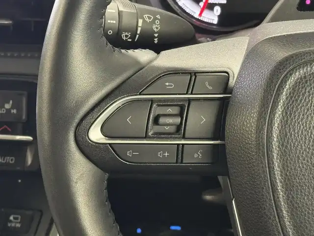 トヨタ ヴォクシー S－Z 三重県 2022(令4)年 3.2万km アティチュードブラックマイカ ガソリン/FF/インパネCVT/10.5インチナビ/（CD/DVD/USB/iPod/Bluetooth/TV/CarPlay/AndroidAuto）/14インチ後席OLEDディスプレイV14T-R72R/パノラミックビューモニター（床下透過）*/ドライブレコーダー前後/ETC2.0/モデリスタエアロ（F/S/R下）＆18inAW/両側ハンズフリーパワスラ/Toyota Safety Sense/●PCS/●LDA/●レーダークルコン/●アダプティブハイビーム*/●ロードサインアシスト/●プロアクティブドライビングアシスト/●発進遅れ告知機能/・パーキングサポートブレーキ/*ブラインドスポットモニター＋あんしん降車アシスト/*緊急時操舵支援＋FCTA＋LCA*/*アドバンストパーク＋RCD/*アドバンストドライブ（渋滞時支援）/など/装備/*ドライビングサポートパッケージ/・デジタルインナーミラー/・カラーヘッドアップディスプレイ/*快適利便パッケージ（High）/・快適温熱シート（D/N/2nd）/・ステアリングヒーター/・パワーバックドア/・2ndシートオットマン/*プロジェクター式LEDヘッドランプ/・左右＋後席独立オートエアコン/・保/取/マルチ取/など/＊…メーカーOP